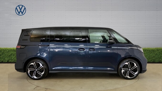 Volkswagen ID. Buzz 250kW GTX Pro 86kWh 5dr 4MOTION LWB Auto [7 Seat] Electric Estate - Image 4